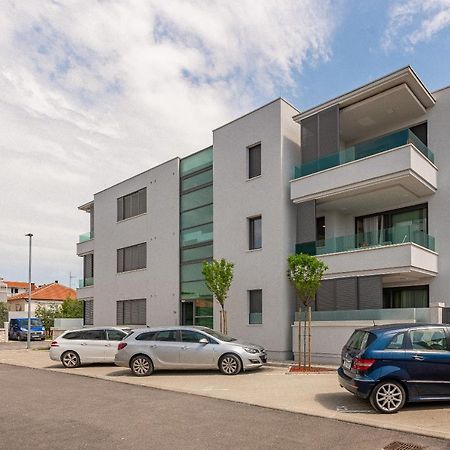 Luxury Apartment Near The Beach "Rr" Zara Esterno foto