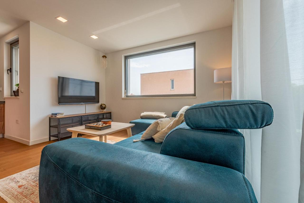 Luxury Apartment Near The Beach "Rr" Zara Esterno foto