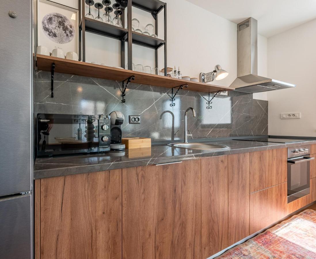 Luxury Apartment Near The Beach "Rr" Zara Esterno foto